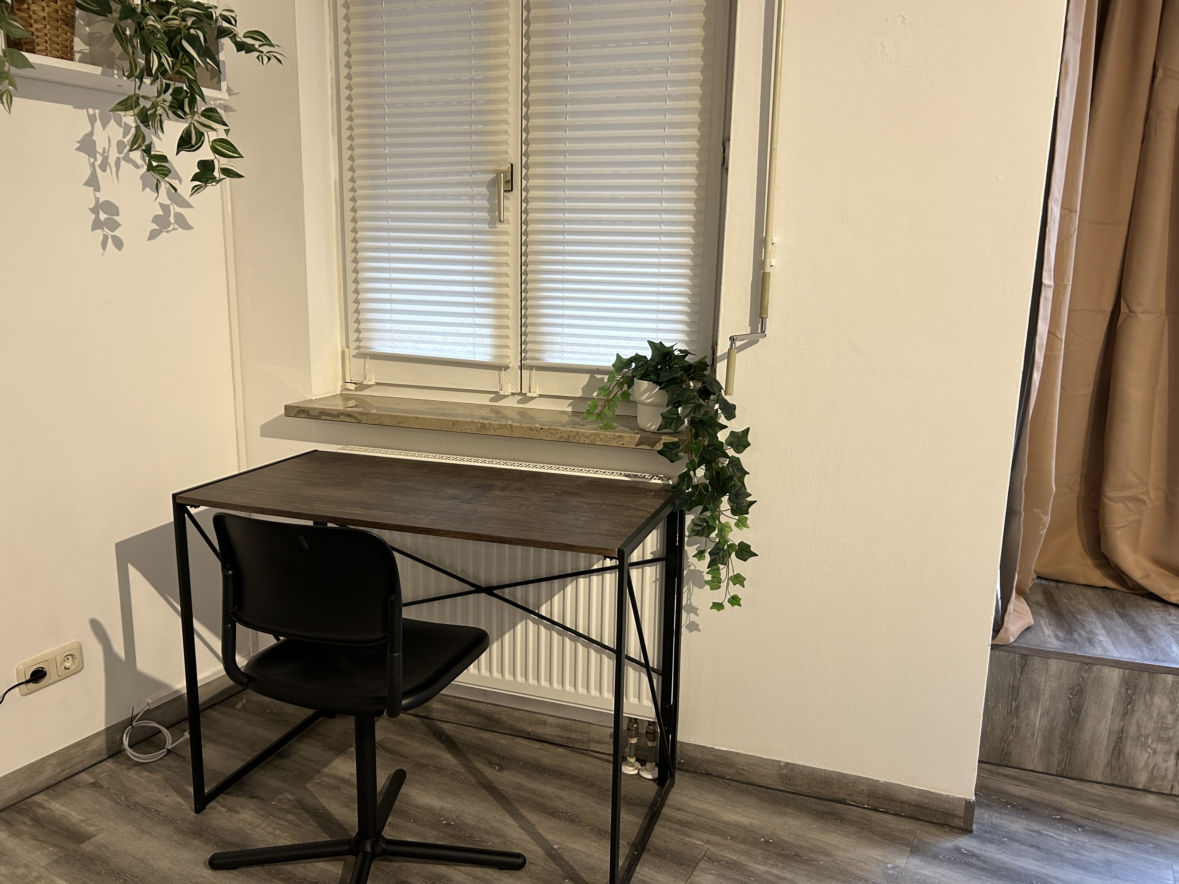 City Studio sofa with decorative pillows